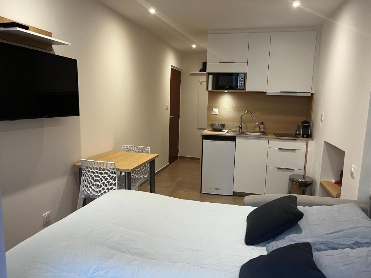 אז'אקסיו Charmant Studio Au Coeur De La Rue Fesch D'Ajaccio מראה חיצוני תמונה